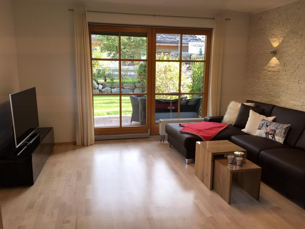 Boutiqueferienwohnung Schnapshaeusel Oberstdorf Buitenkant foto
